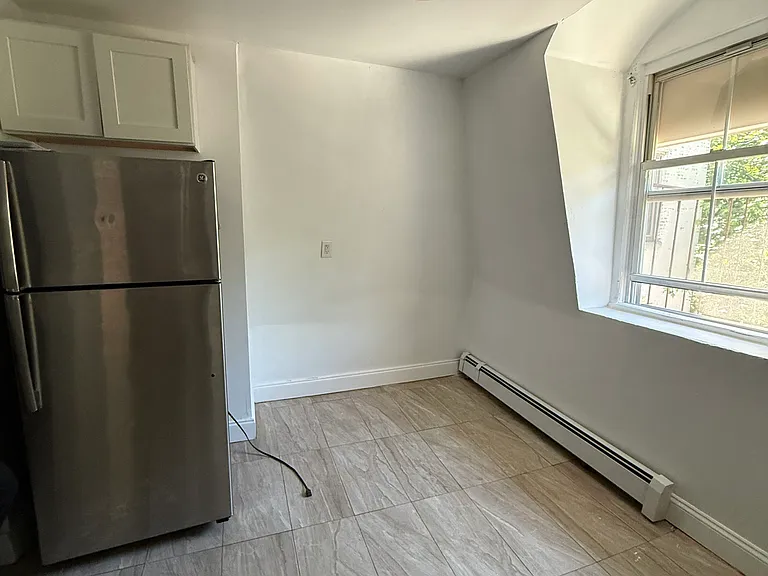 18 Highland Ave #3 — Photo 13