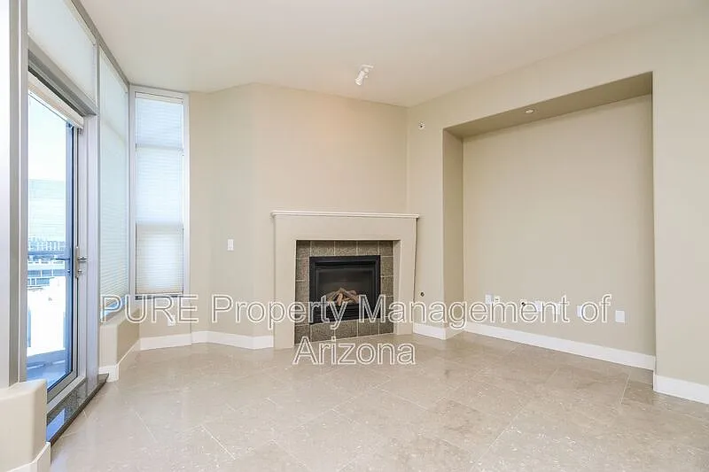 Building Photo - 140 E Rio Salado Pkwy #905
