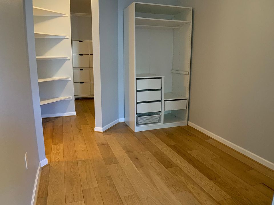 Junior Bedroom - can fit a queen bed and a dresser or armoire.