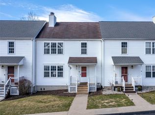 103 Mohawk Trl, Pawling, NY 12564