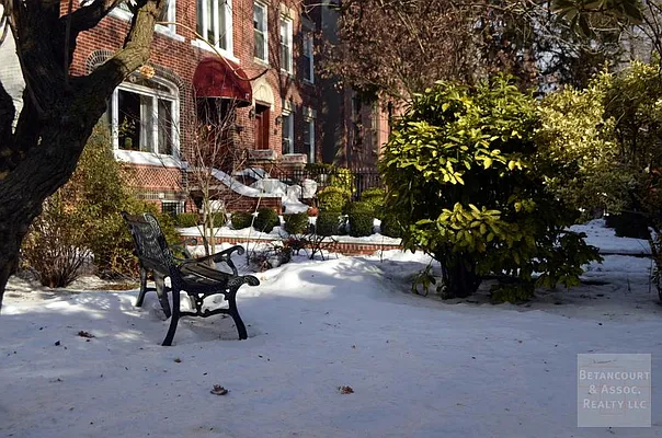 Rented by Betancourt & Associates Realty LLC | media 24