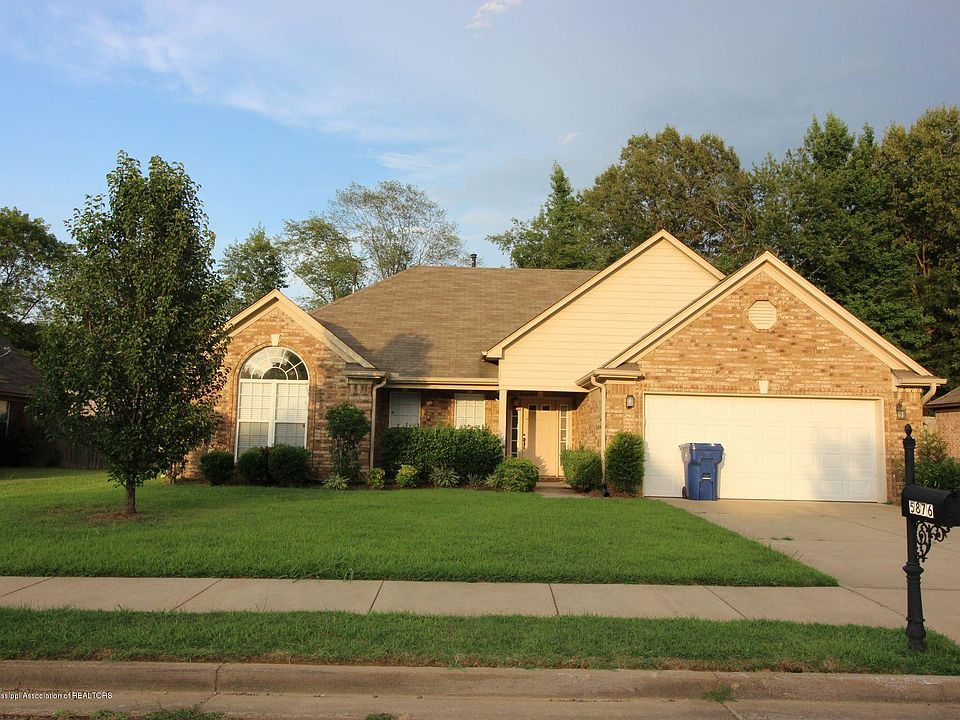 1st image of 5876 Scott Farms Dr
