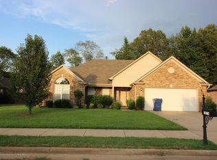 5876 Scott Farms Dr, Horn Lake, MS 38637
