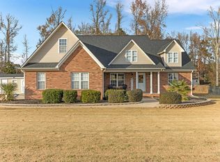 137 Stonehedge Dr, Inman, SC 29349