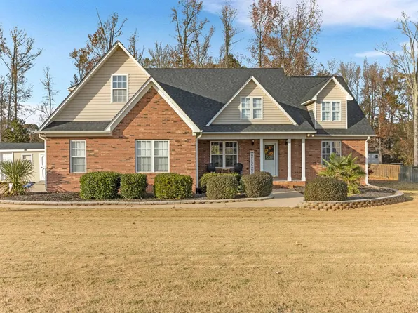 137 Stonehedge Dr, Inman, SC 29349