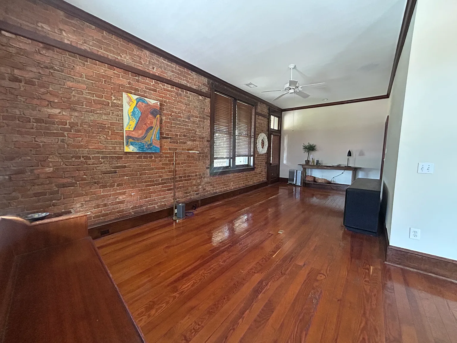 2 bed, 1700 sqft, $1,500 — Photo 2