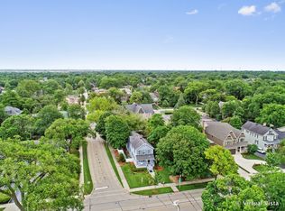 245 S York St, Elmhurst, IL