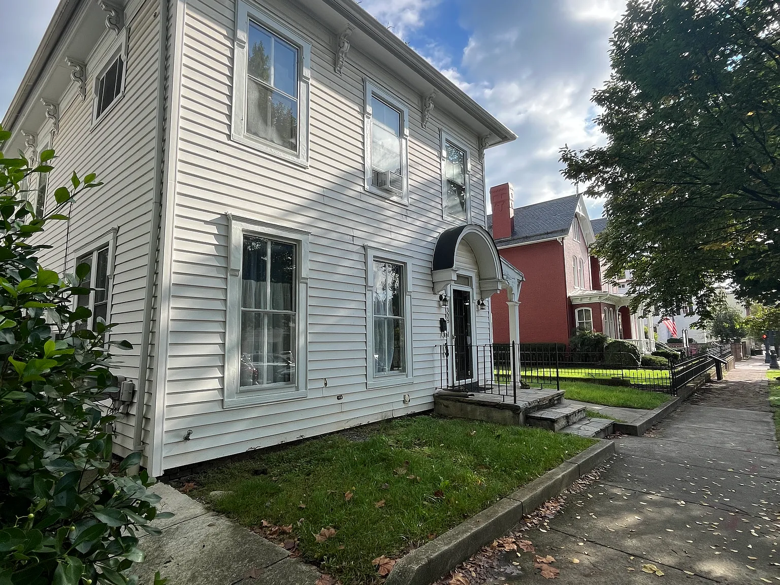 3 bed, 1.5 bath, 1500 sqft, $2,000 — Photo 4