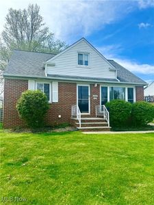 32323 Glen Arden Dr, Willowick, OH, 44095