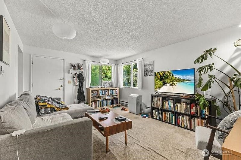 5th image of 125 27th Avenue E