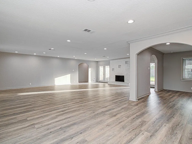 1801 Benbow Way — Photo 8