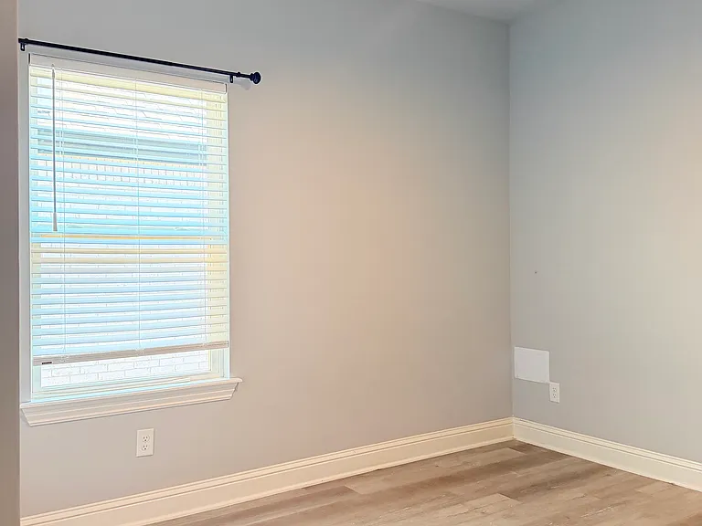 2310 SW Poppy St — Photo 15