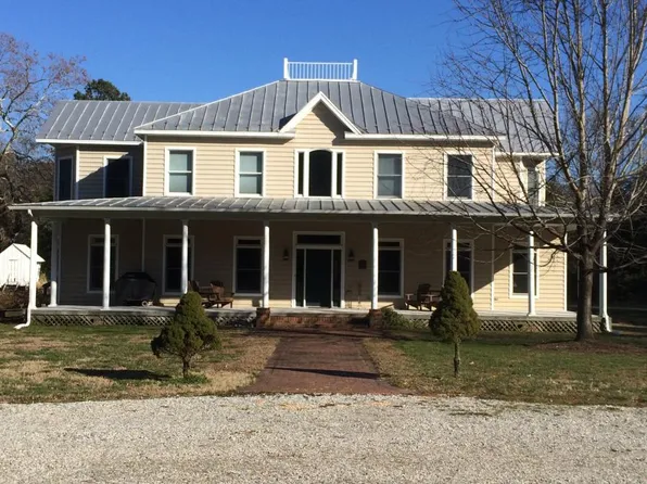 1016 Old Wormley Creek Rd, Yorktown, VA 23692