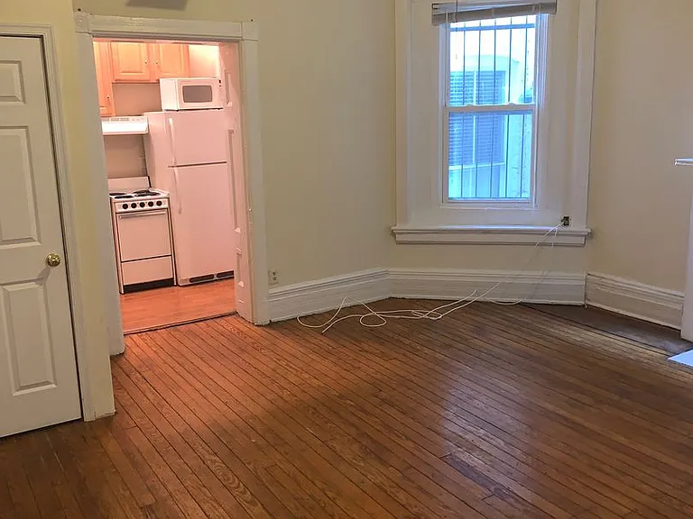 12 E Main St — Photo 12