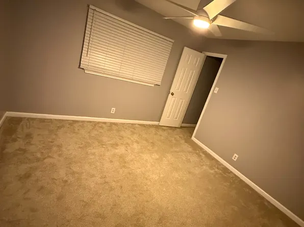 7010 Almond Green Dr, San Antonio, TX 78250