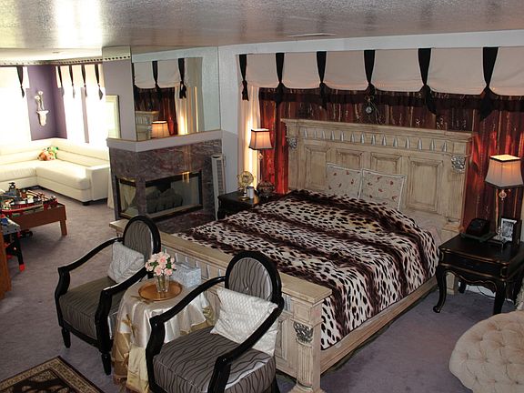 Master suite