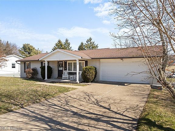 3rd image of 156 Crisswill Rd