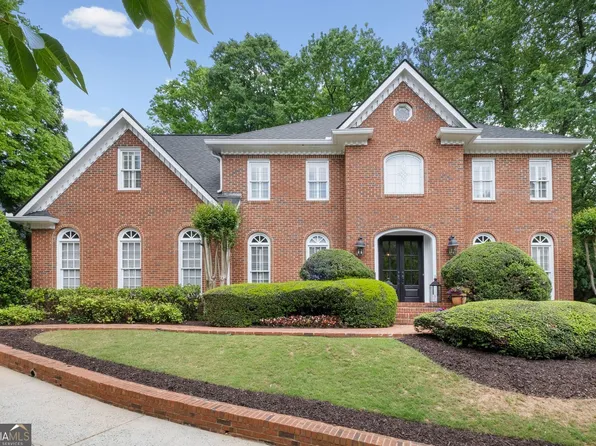 275 Woodbury Way, Alpharetta, GA 30022