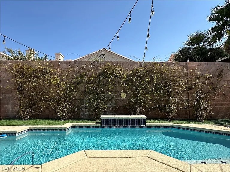 1515 Emerald Peak Ave — Photo 27