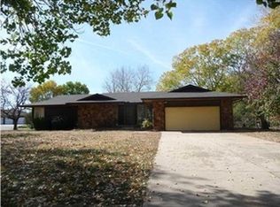1349 S Tapestry Cir, Goddard, KS 67052