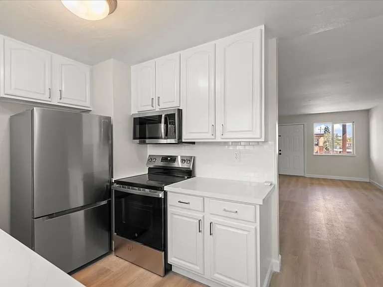 925 Pomeroy Ave — Photo 35
