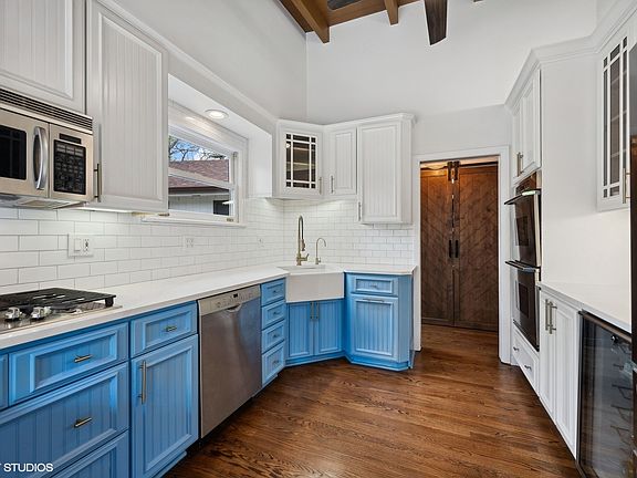 5th image of 1516 Cloverdale Ave