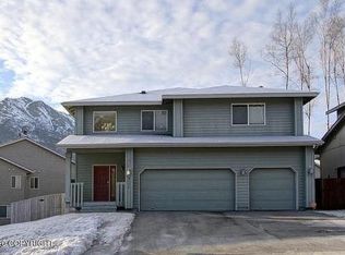 9114 Eagle River Ln, Eagle River, AK 99577