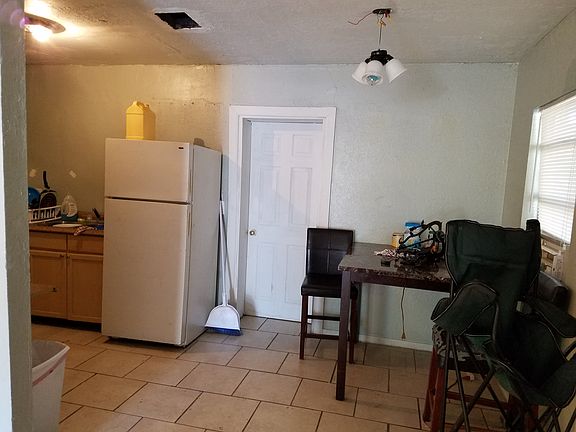 4th image of 9406 N 15th St