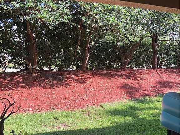 5th image of 4020 Peppertree Dr #4020