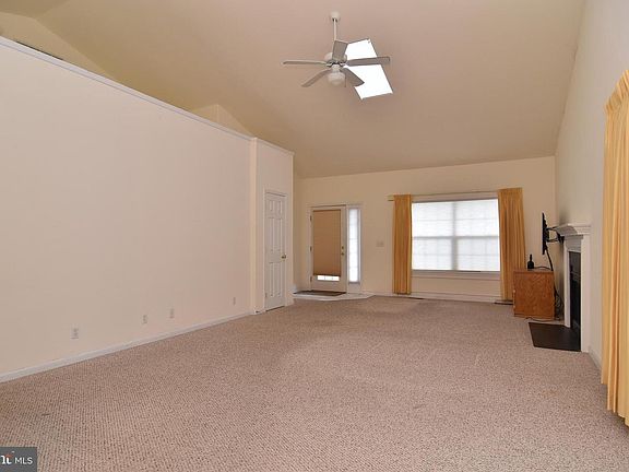 5th image of 38524 S Hampton Dr