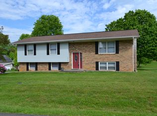 19564 Pleasant View Dr, Abingdon, VA 24211