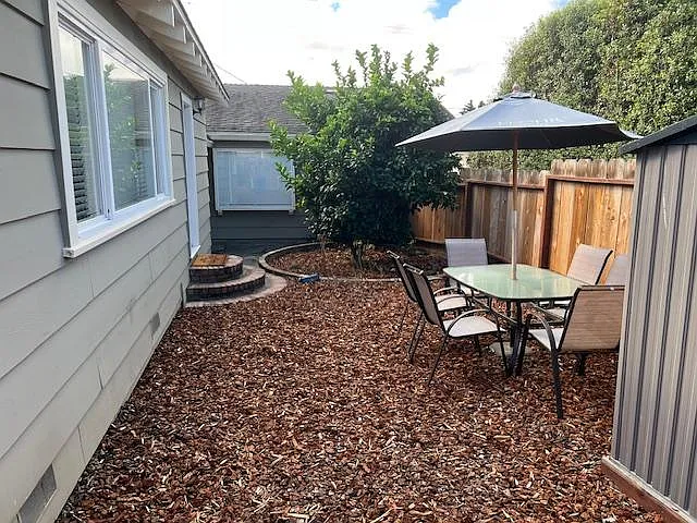 319B Palo Verde Ave — Photo 1
