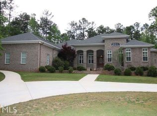 108 Cloister Dr, Lagrange, GA 30241