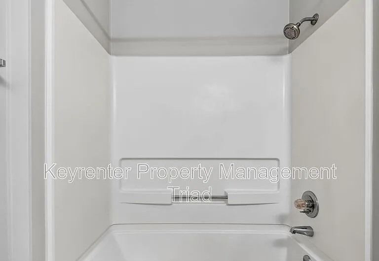 3701-7D Cotswold Ter — Photo 25
