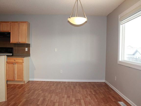 4th image of 17823 90th St NW