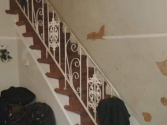 5th image of 6107 Tackawanna St