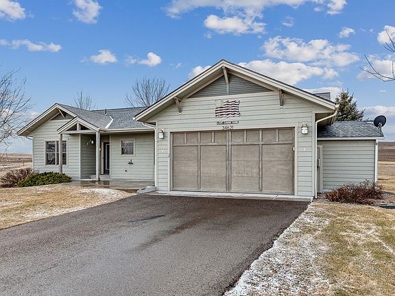 2nd image of 34621 Eagle Crest Dr