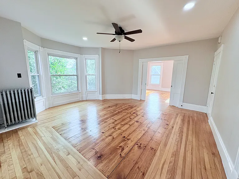 883 Union St #2 — Photo 5