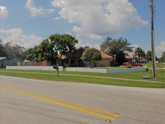 3rd image of 448 Providence Blvd