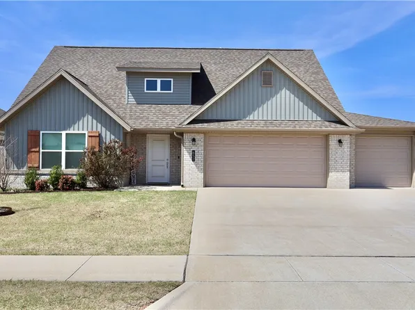 652 Kayla Maria St, Prairie Grove, AR 72753