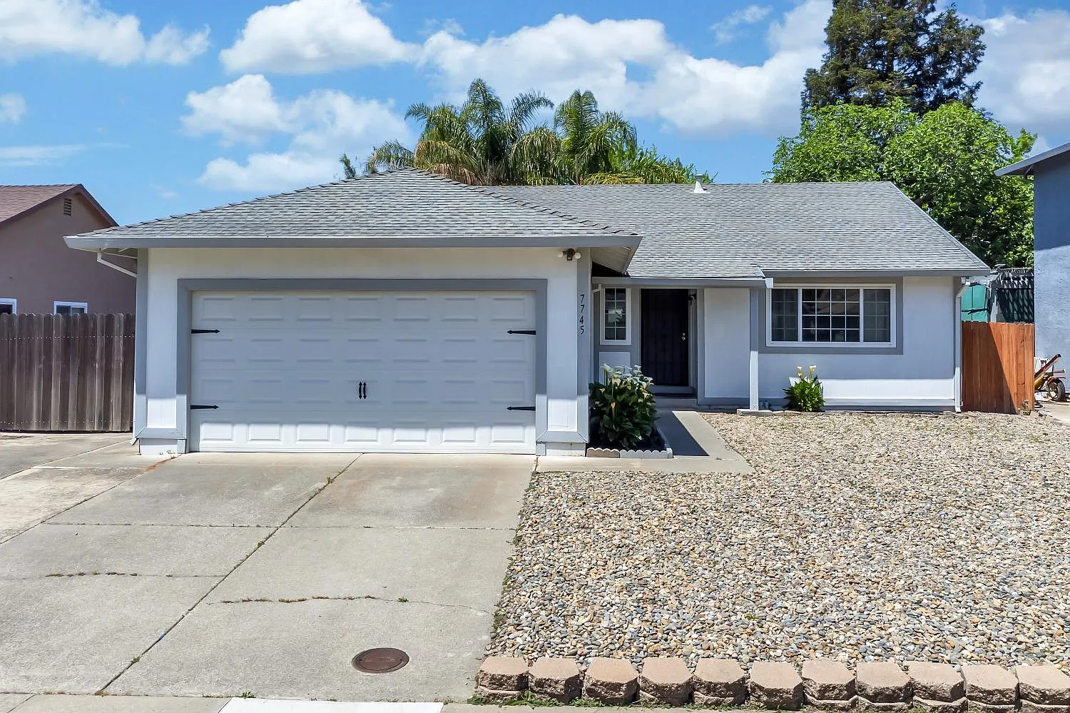 7745 Goldfinch Way photo 1
