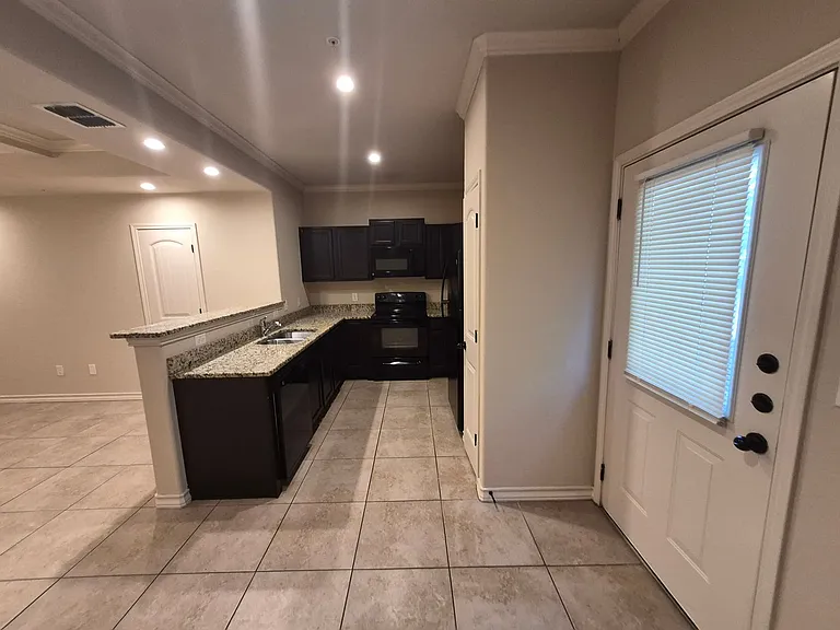6602 Arancione Ave #103 — Photo 6