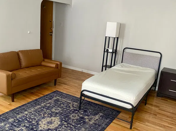6536 N Lakewood Ave APT G, Chicago, IL 60626