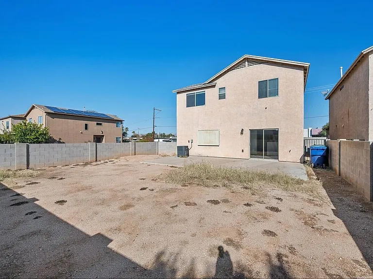 3776 E Felix Blvd — Photo 29