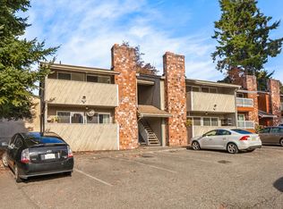 10012 NE 117th Ct #3, Kirkland, WA 98034