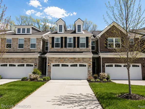 40115 Premier Dr #22, Plymouth, MI 48170