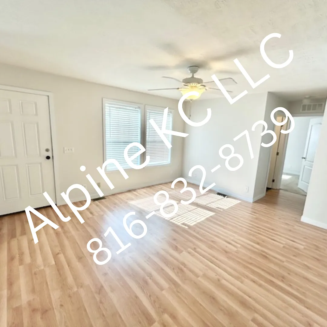 3 bed, 1000 sqft, $1,225 — Photo 4