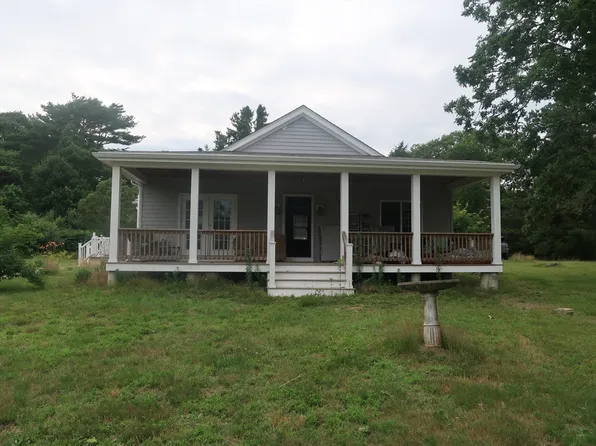 45 Onset Ave, Wareham, MA 02571