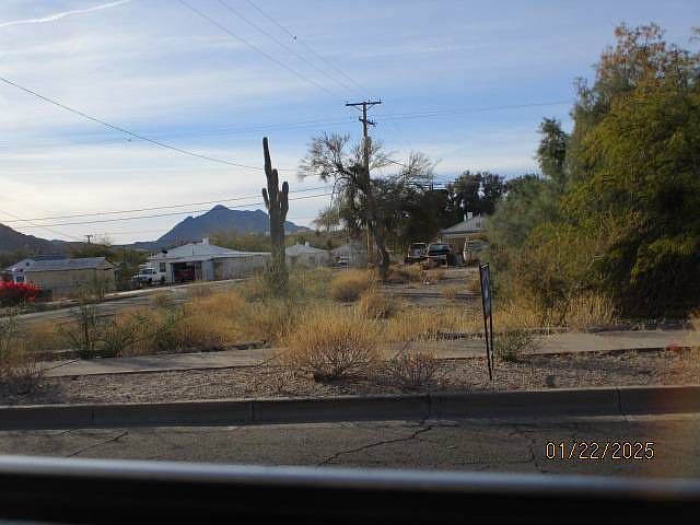 2nd image of 701 W Cholla Ave