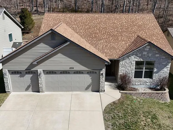 1334 Farnman Dr, Herculaneum, MO 63048